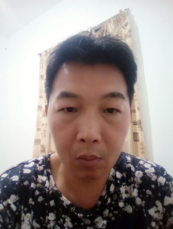 繁华哀伤的第一张照片--寿宁征婚网