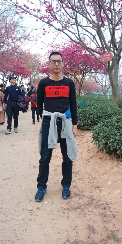 小梁的第二张照片--寿宁征婚网