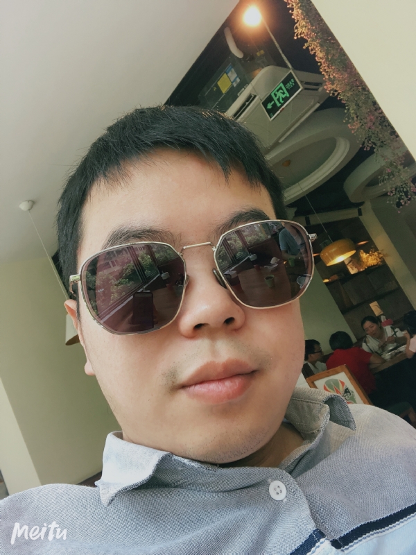 月台等路人的第一张照片--寿宁征婚网
