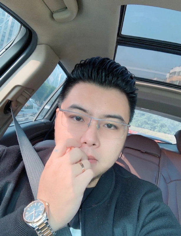 把苹果咬哭的第一张照片--寿宁征婚网