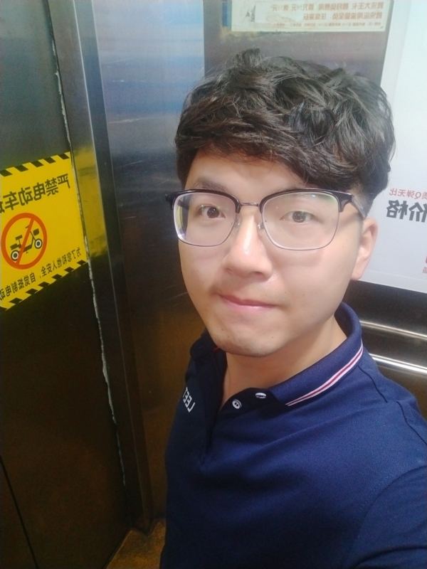H先生的第二张照片--寿宁征婚网